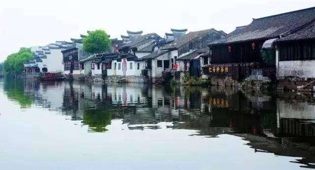 二连浩特口岸经济繁荣,内陆城市抢抓机遇实现发展